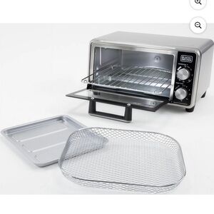 Black & Decker Crisp 'N Bake Air Fry Toaster Oven - Black and Silver